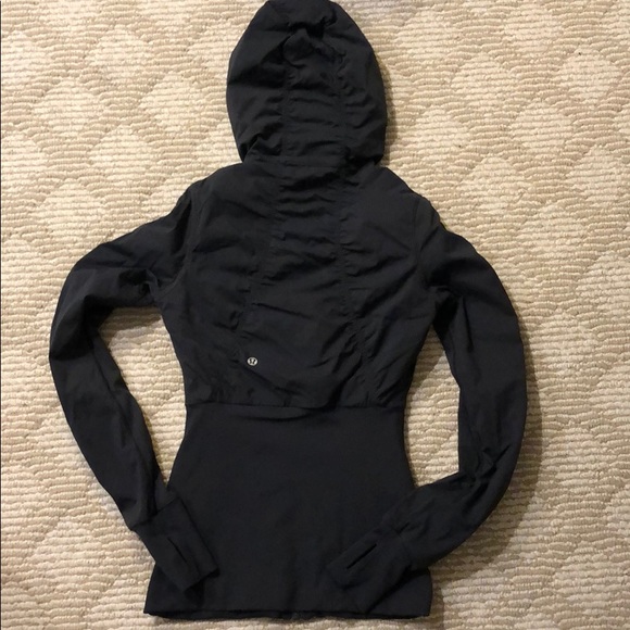 Ruffled jacket - Picture 4 of 5